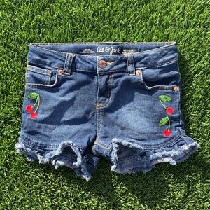 Cat & Jack Girl’s Jean Short // Size M 7-8